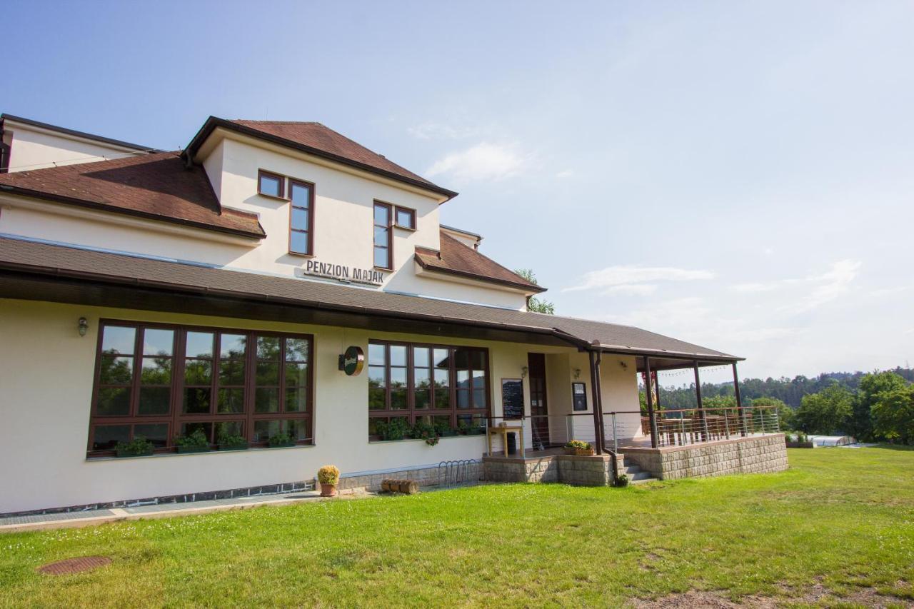 Penzion Majak Dublovice Dış mekan fotoğraf