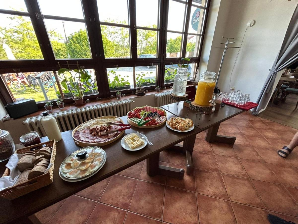 Penzion Majak Dublovice Dış mekan fotoğraf